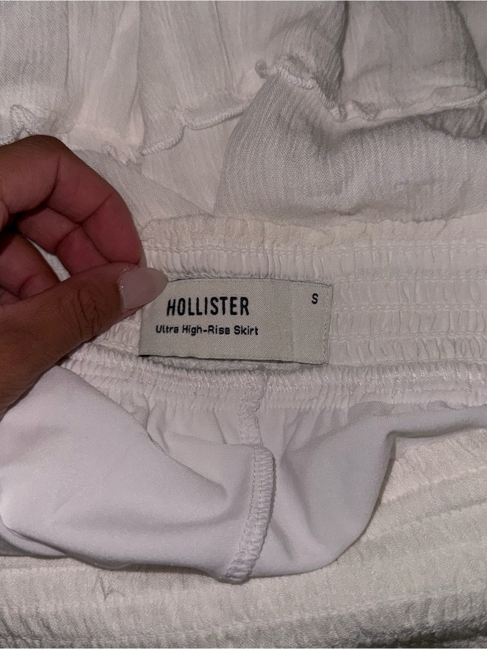 Hollister White Tiered Lace-Trim Mini Skirt with Shorts Underneath⭐️ Size Small - Picture 3 of 4